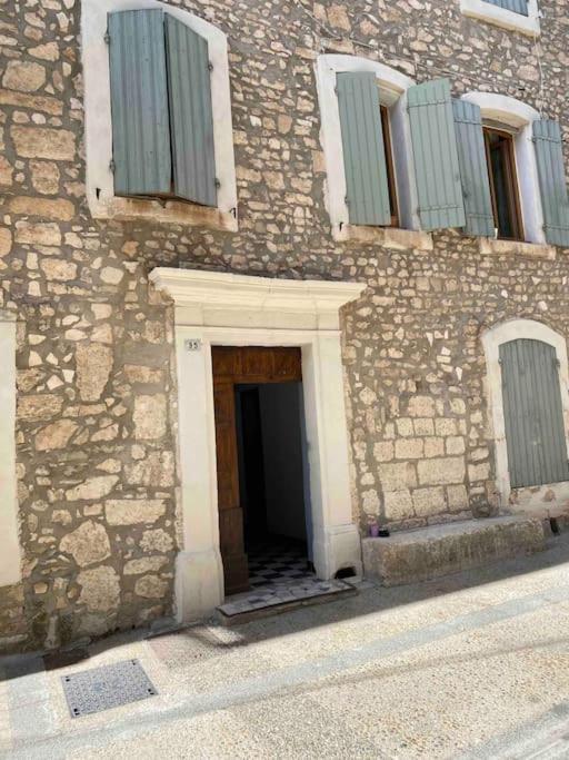 Le Studio En Provence Saint Didier  外观 照片